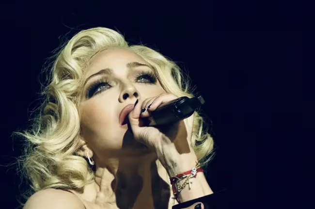 Madonna, Wells Fargo Center, concert